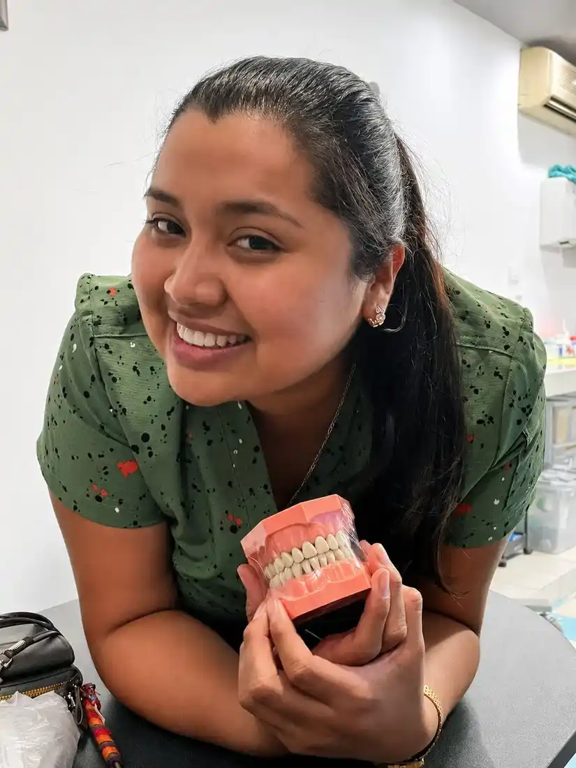 Dra. Cecilia Pérez Kuk — Cirujana Dentista, Directora de Dentaly Mérida